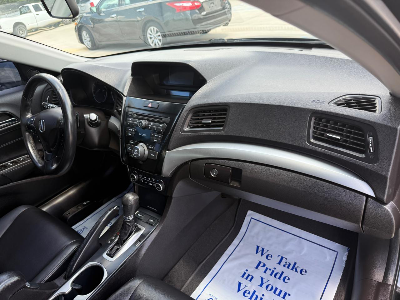 Acura ILX 8-Spd AT 2016