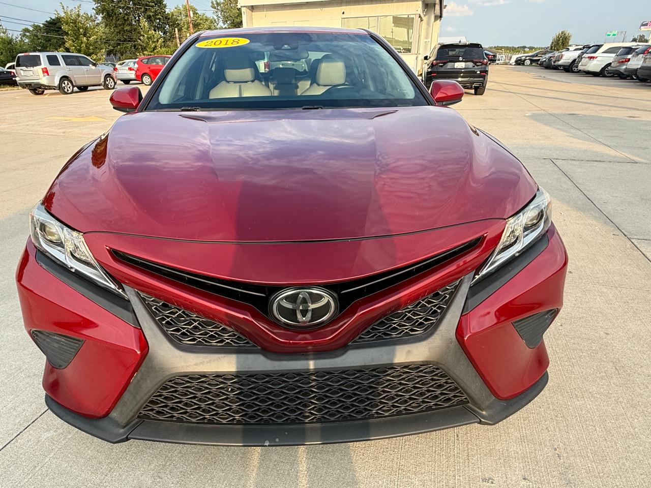 Toyota Camry SE 2018