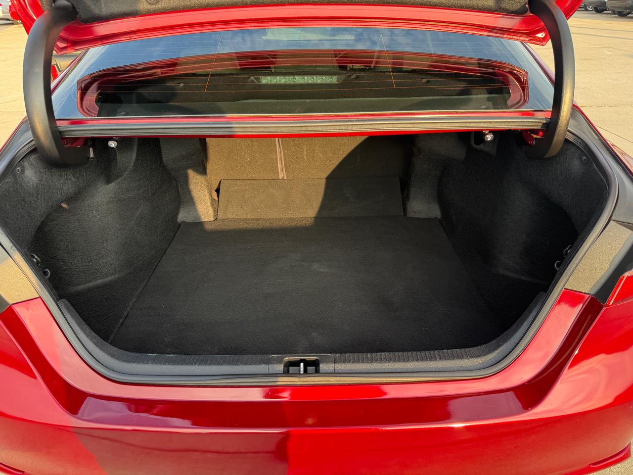 Toyota Camry SE 2018