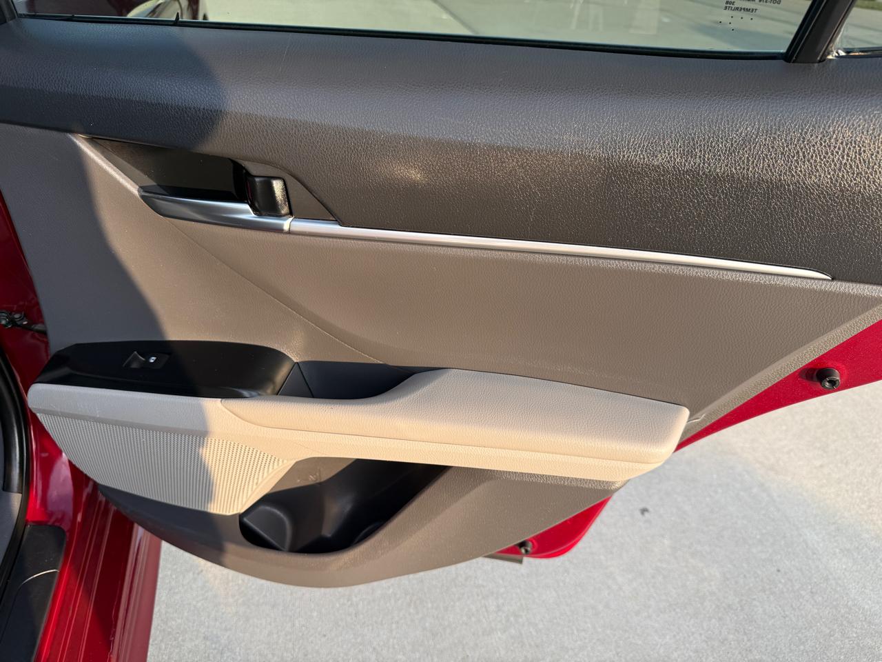 Toyota Camry SE 2018
