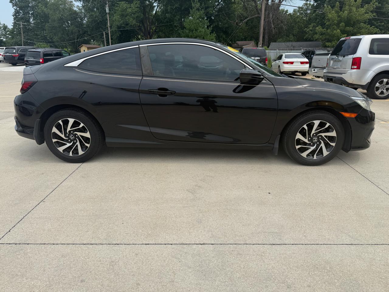 Honda Civic LX-P Coupe CVT 2018