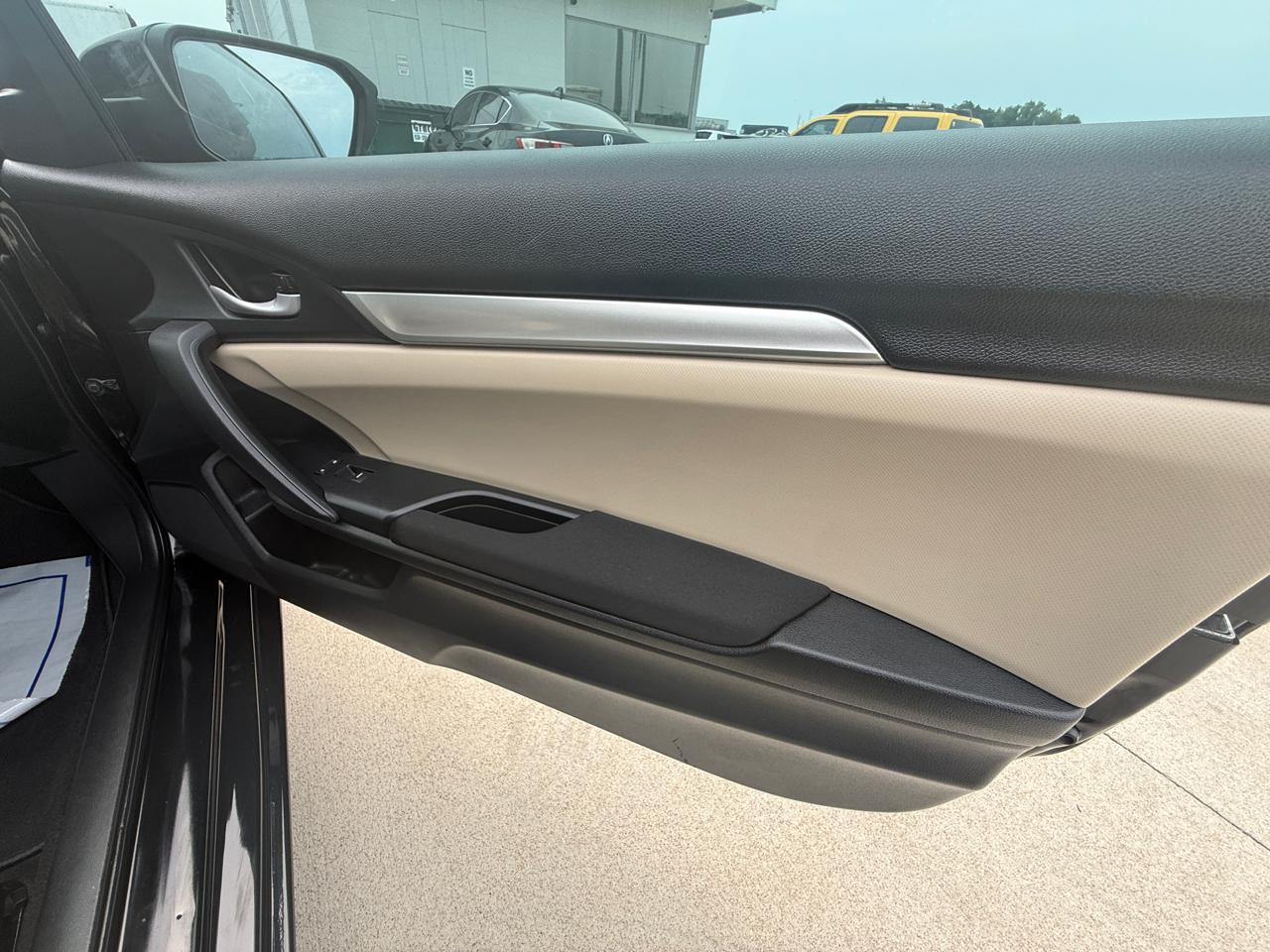 Honda Civic LX-P Coupe CVT 2018