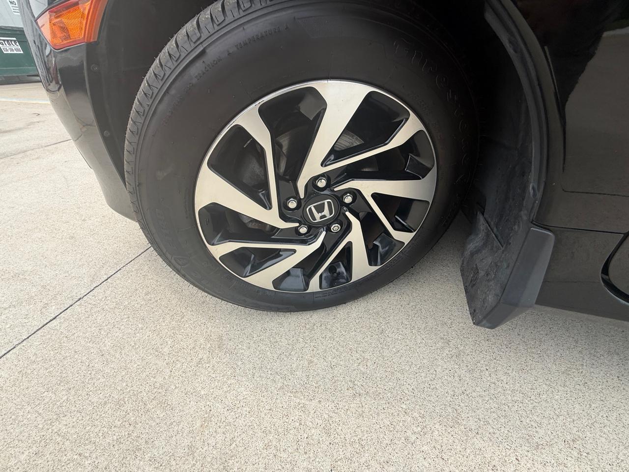 Honda Civic LX-P Coupe CVT 2018