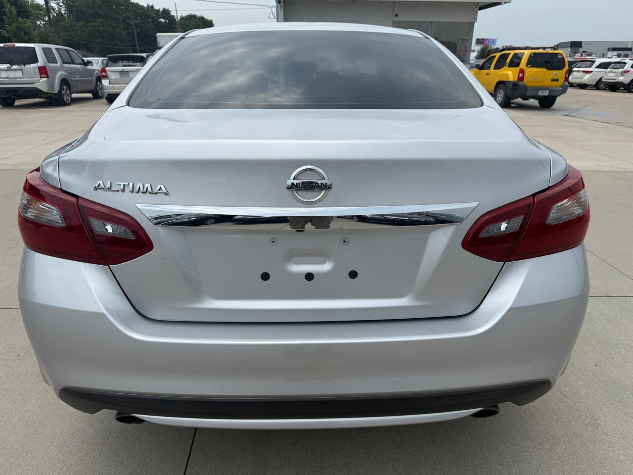 Nissan Altima 2.5 SV 2018