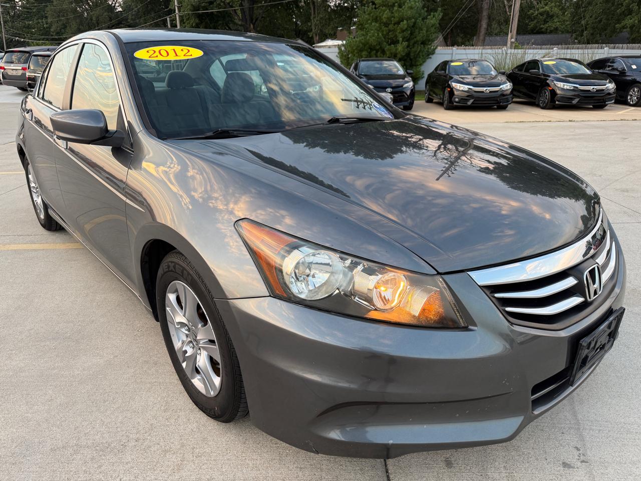 Honda Accord LX-P Sedan AT 2012