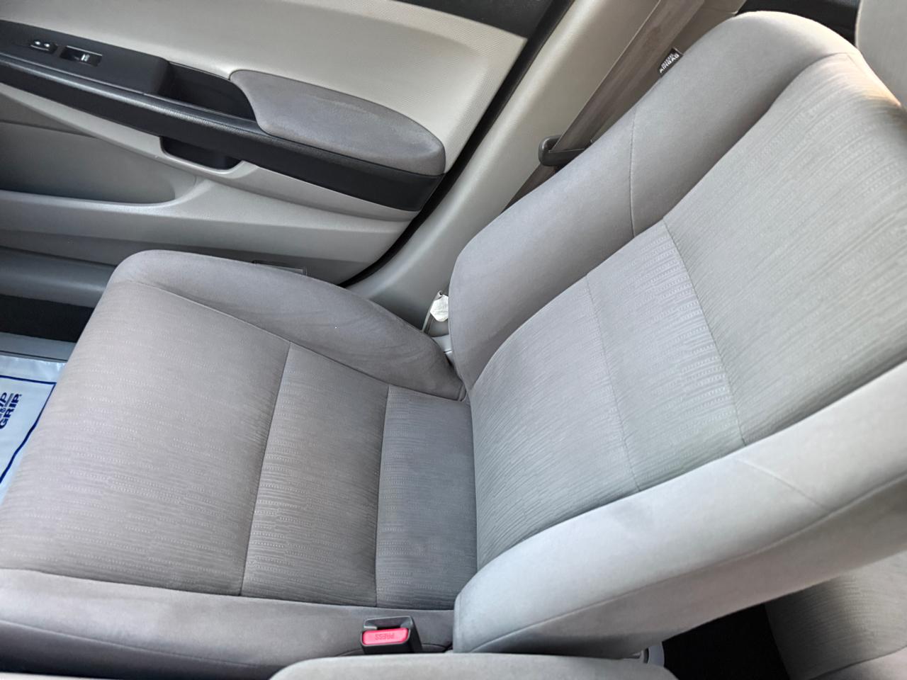 Honda Accord LX-P Sedan AT 2012