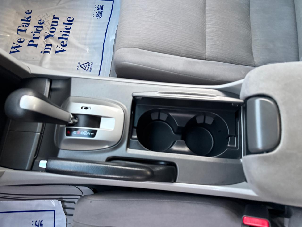 Honda Accord LX-P Sedan AT 2012