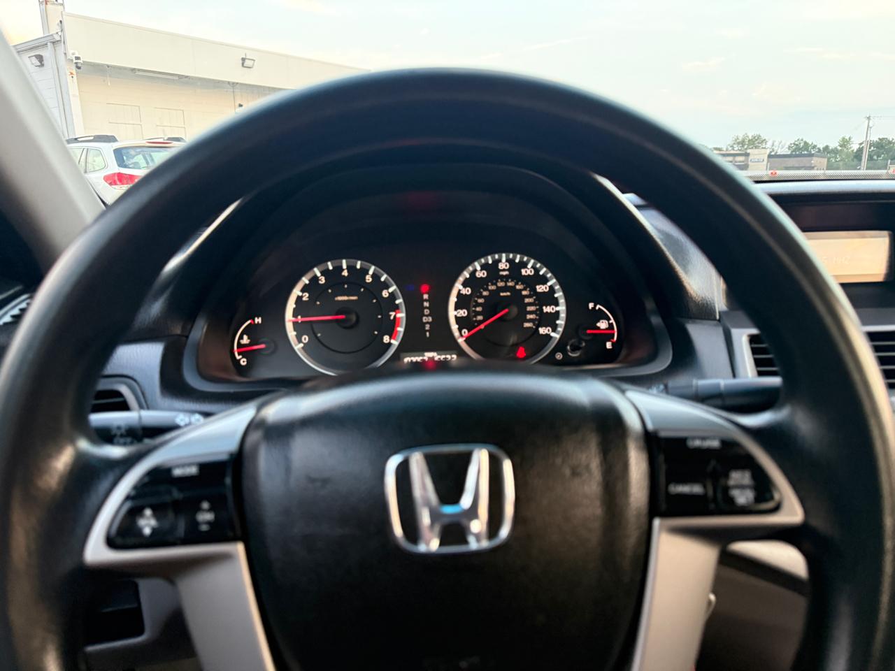 Honda Accord LX-P Sedan AT 2012