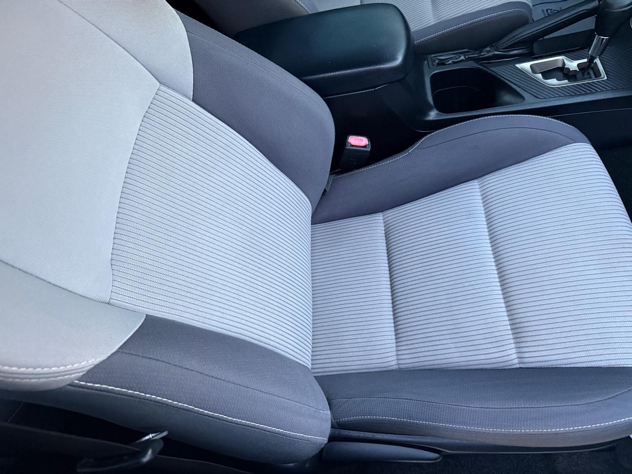 Toyota RAV4 XLE FWD 2014