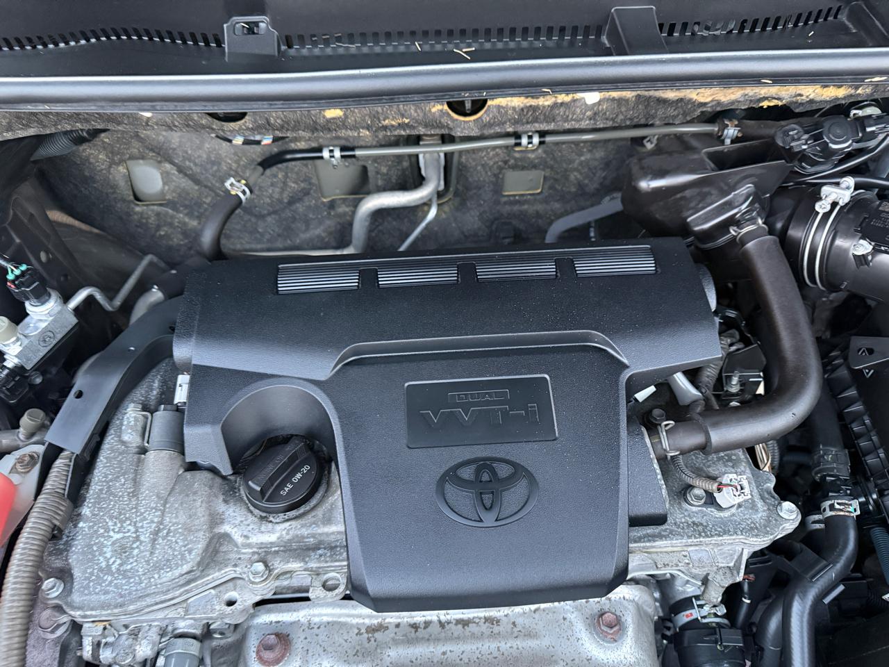Toyota RAV4 XLE FWD 2014