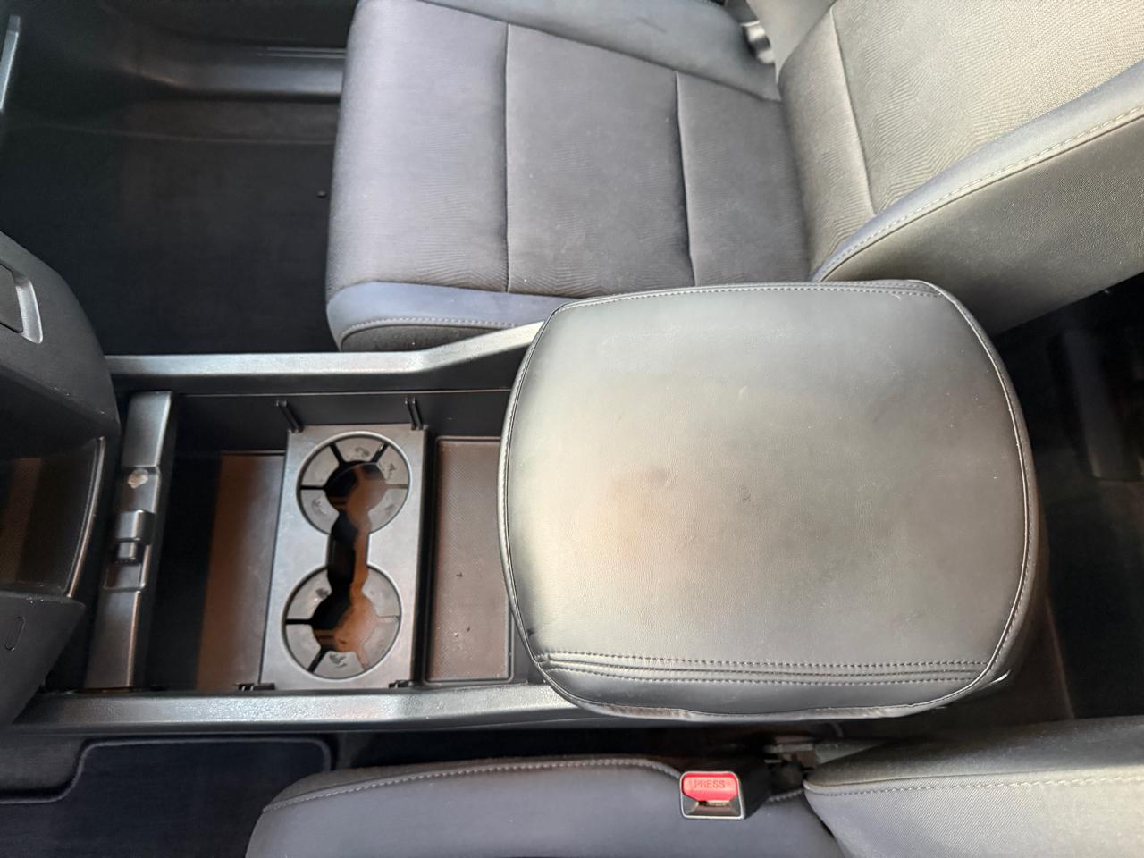 Honda Pilot LX 2WD 5-Spd AT 2011