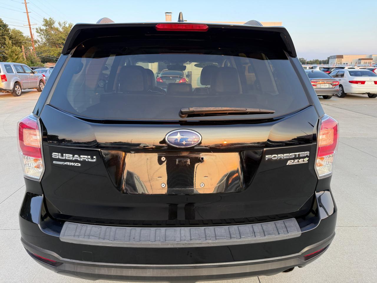 Subaru Forester 2.5i Limited 2017