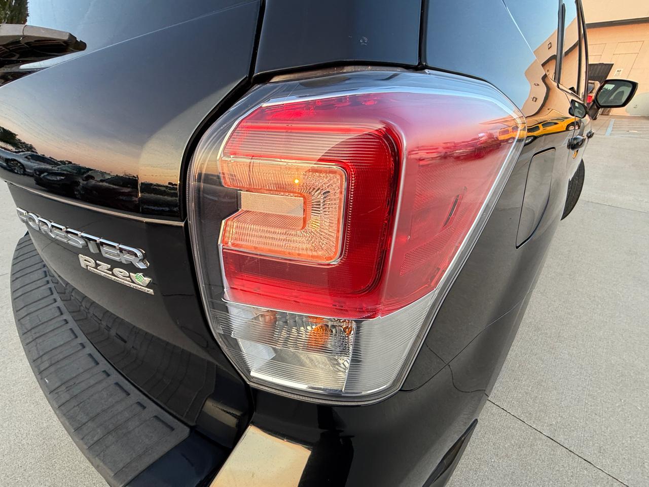 Subaru Forester 2.5i Limited 2017
