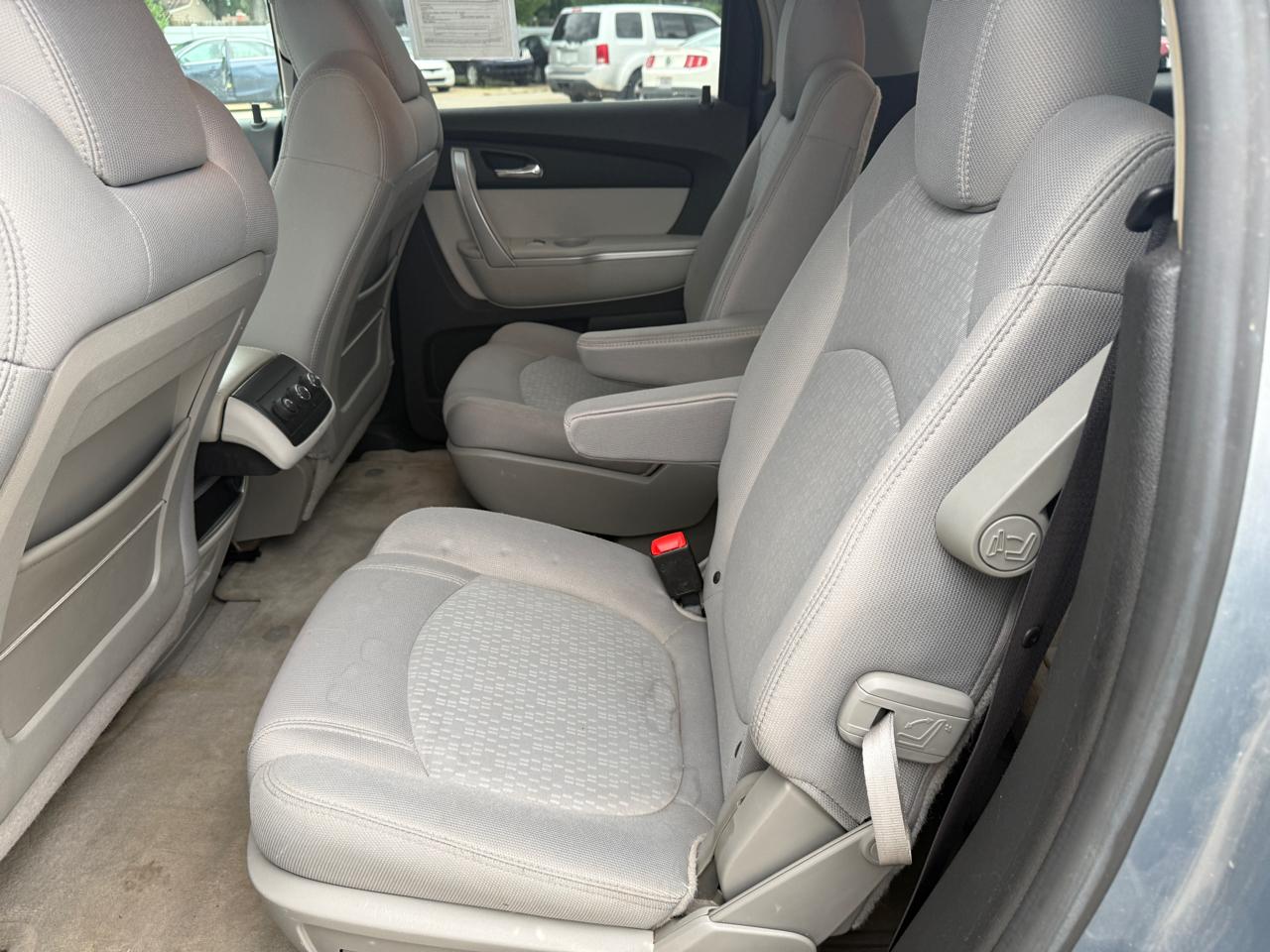 GMC Acadia SLE-1 AWD 2008