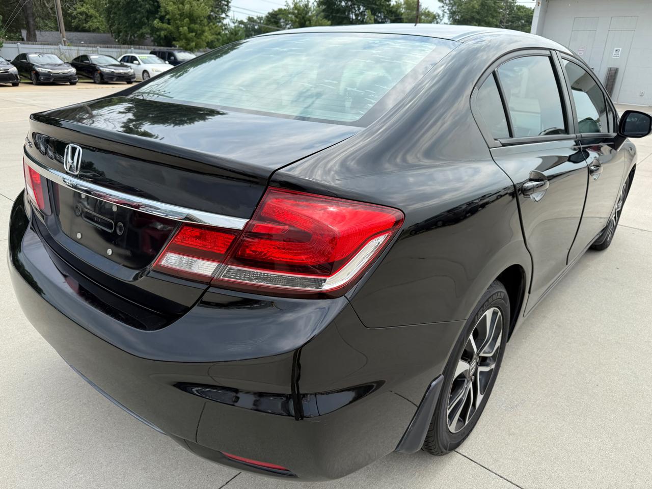 Honda Civic EX-L Sedan 5-Speed AT 2013