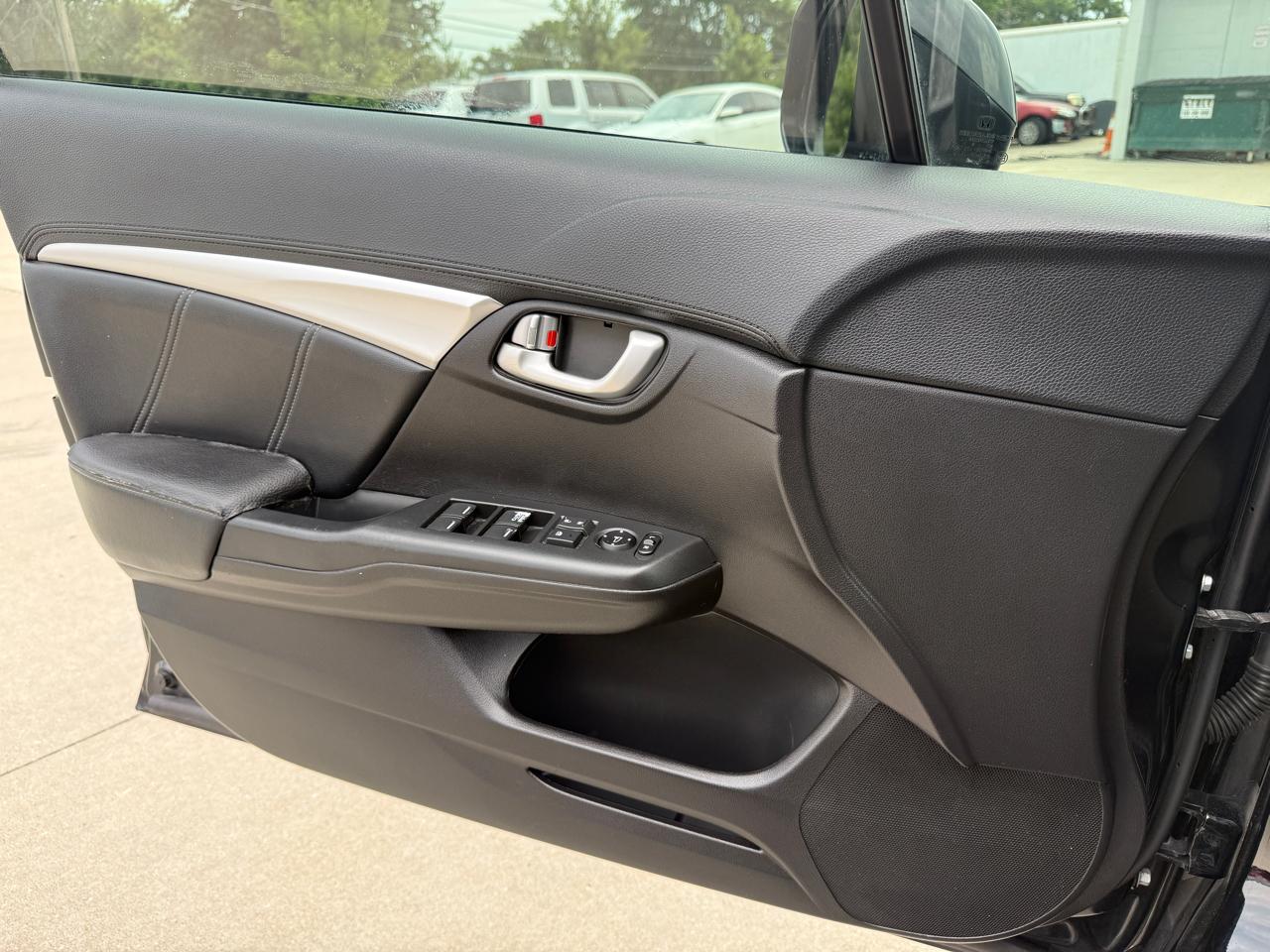 Honda Civic EX-L Sedan 5-Speed AT 2013