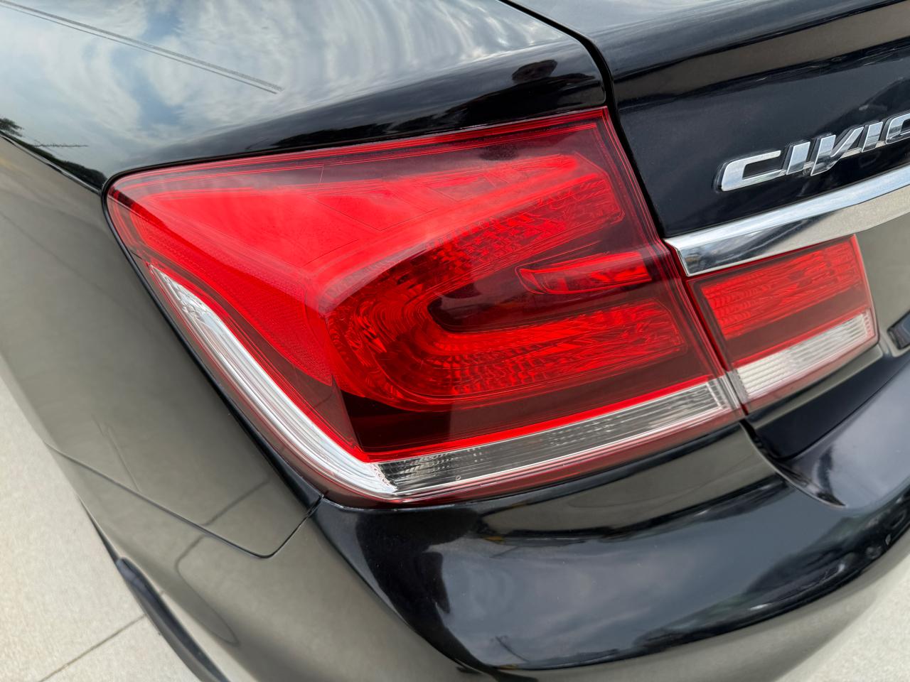 Honda Civic EX-L Sedan 5-Speed AT 2013