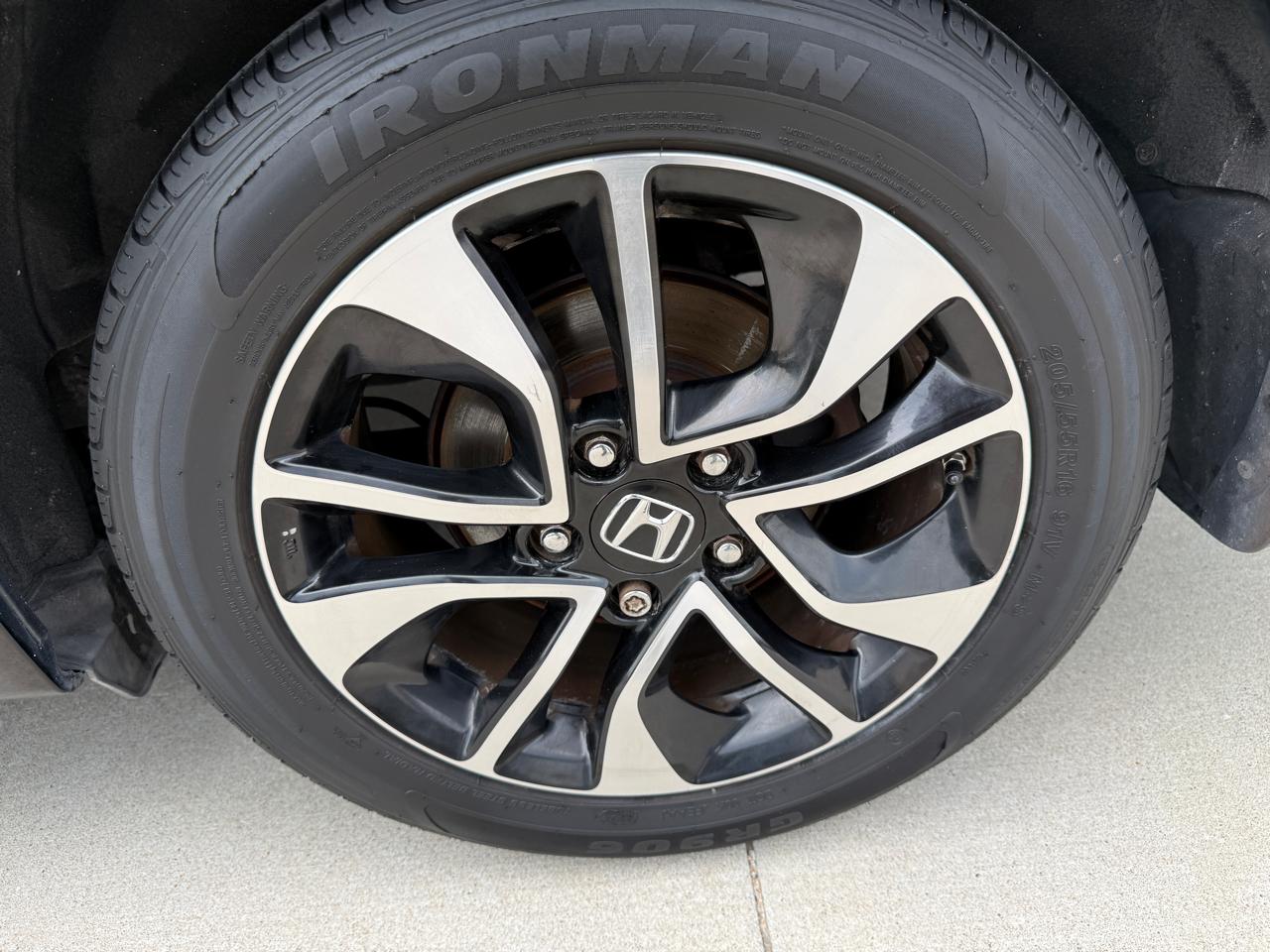 Honda Civic EX-L Sedan 5-Speed AT 2013