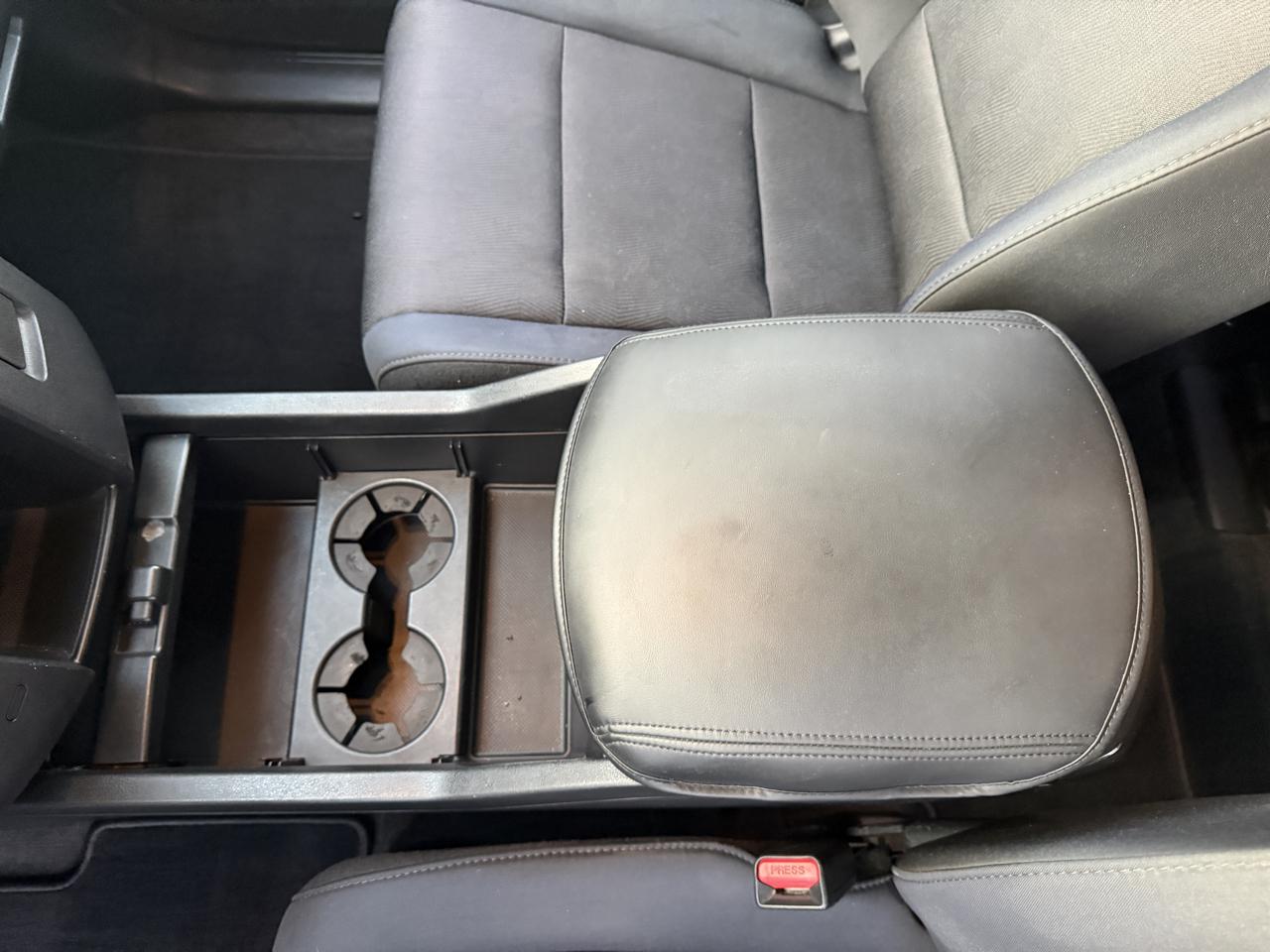 Honda Pilot LX AT 2011