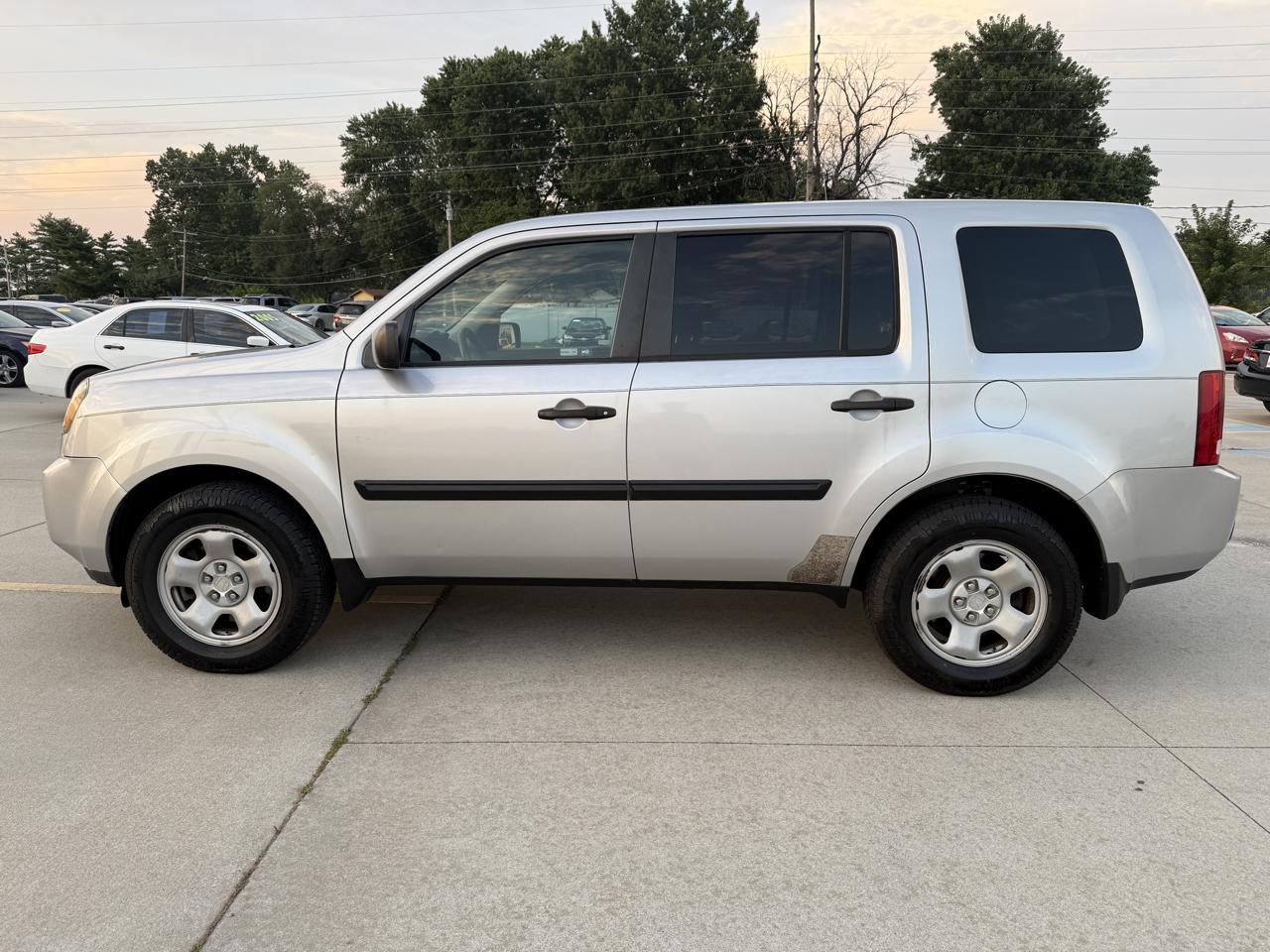 Honda Pilot LX AT 2011