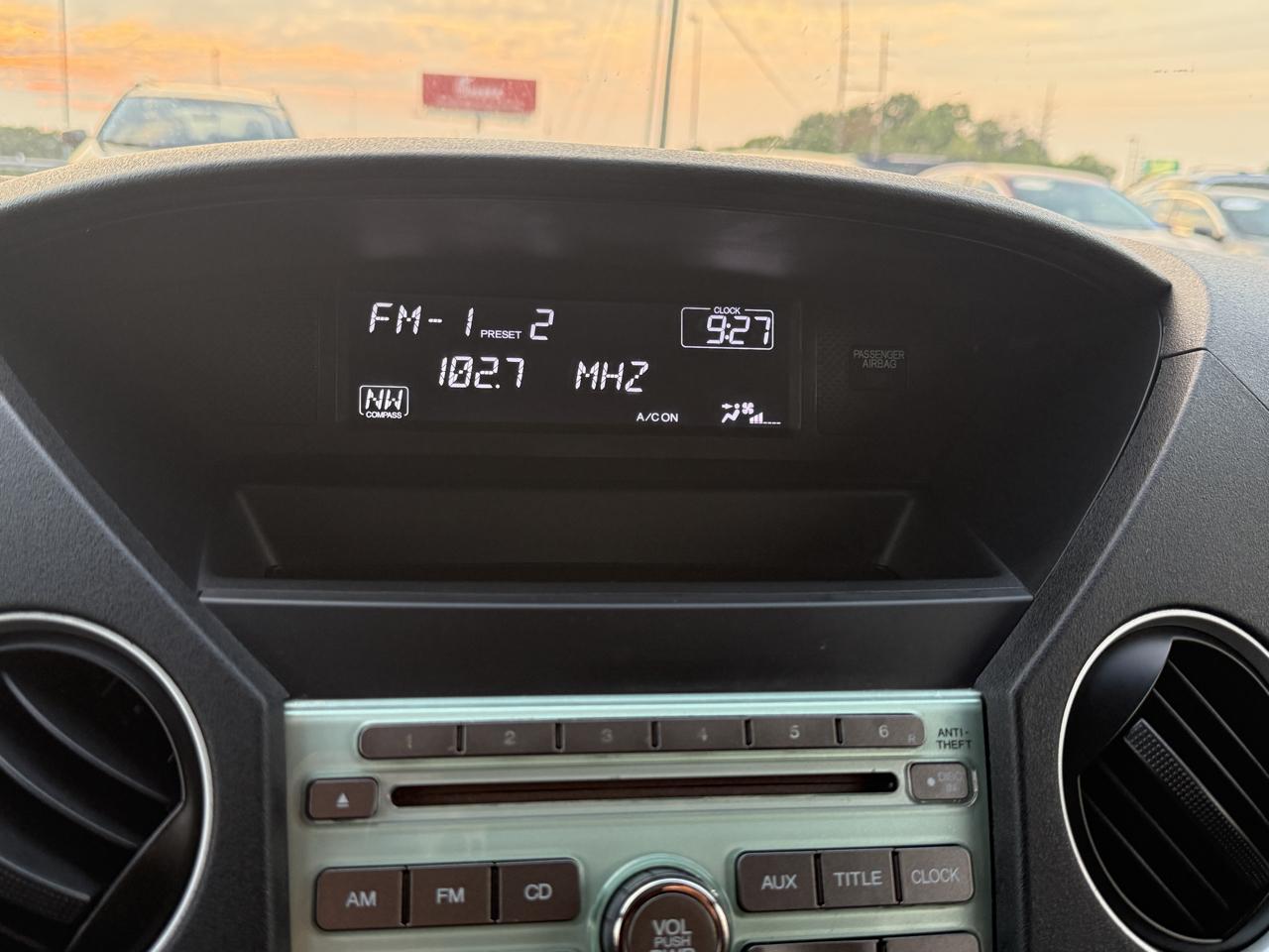 Honda Pilot LX AT 2011