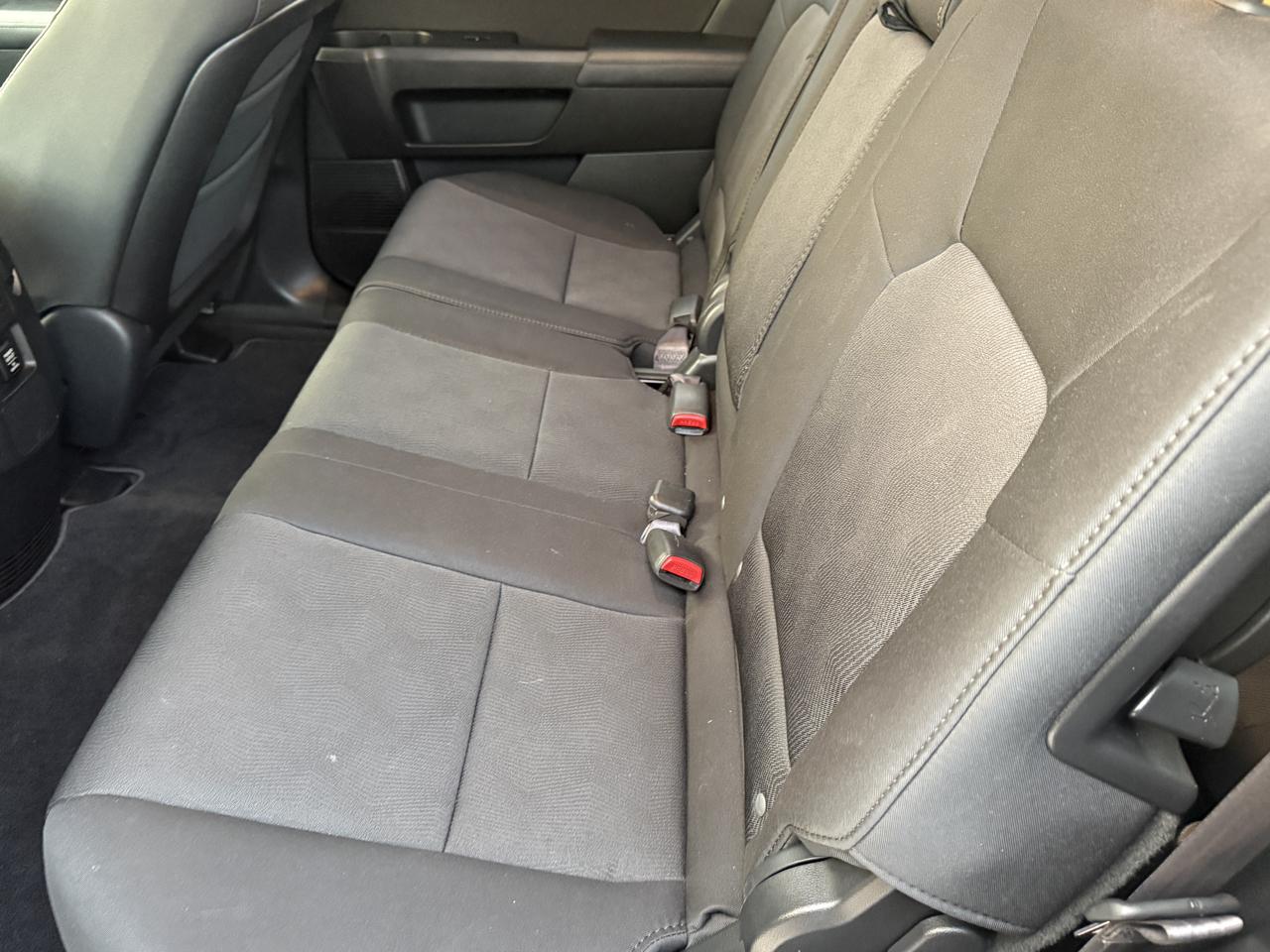Honda Pilot LX AT 2011