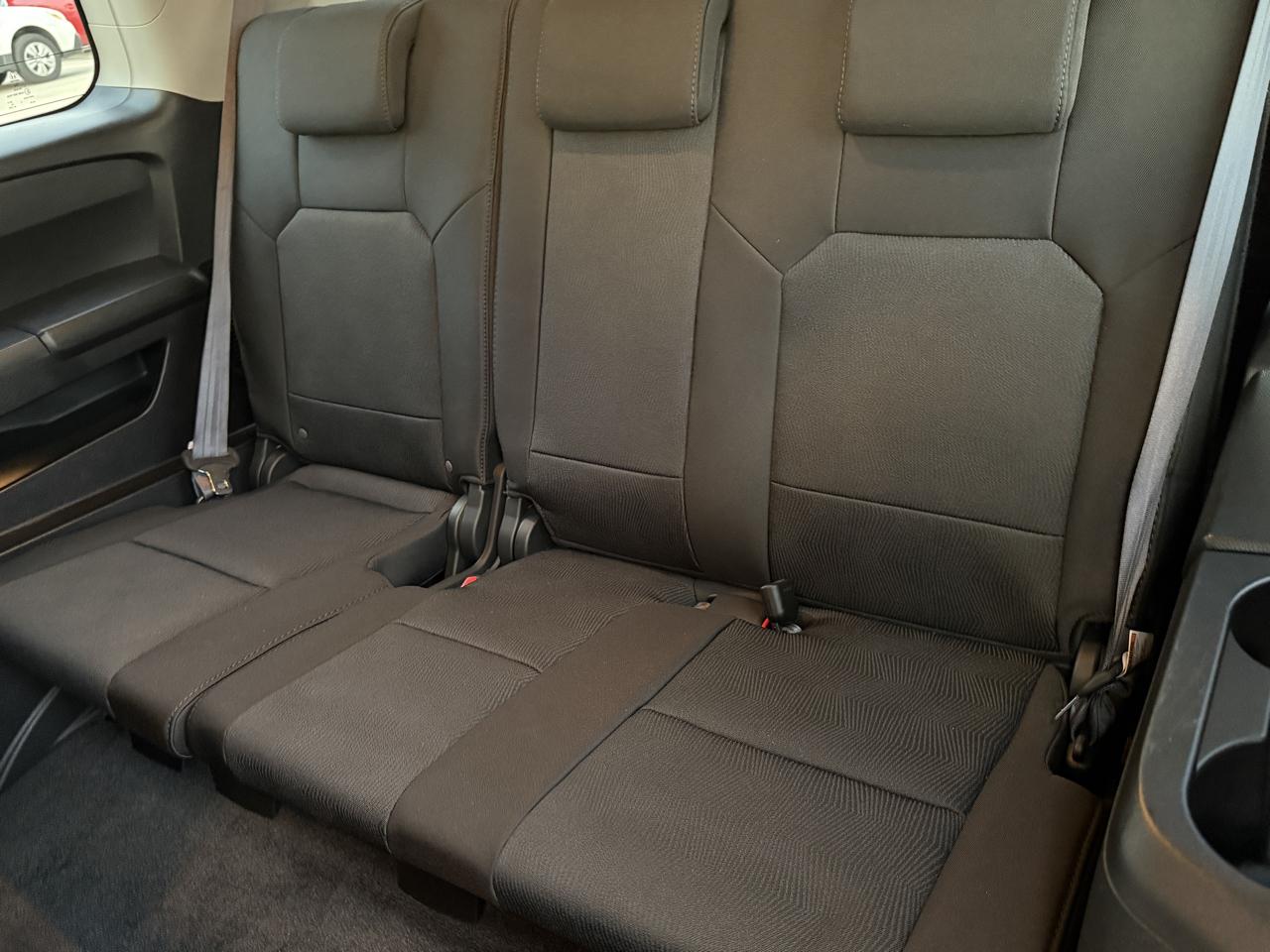 Honda Pilot LX AT 2011
