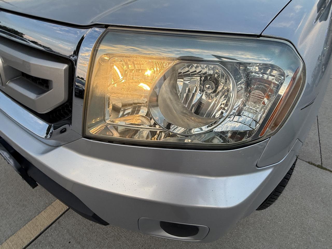 Honda Pilot LX AT 2011