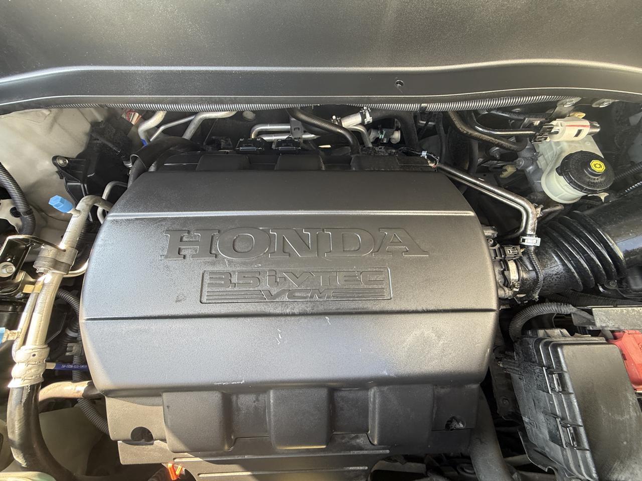 Honda Pilot LX AT 2011
