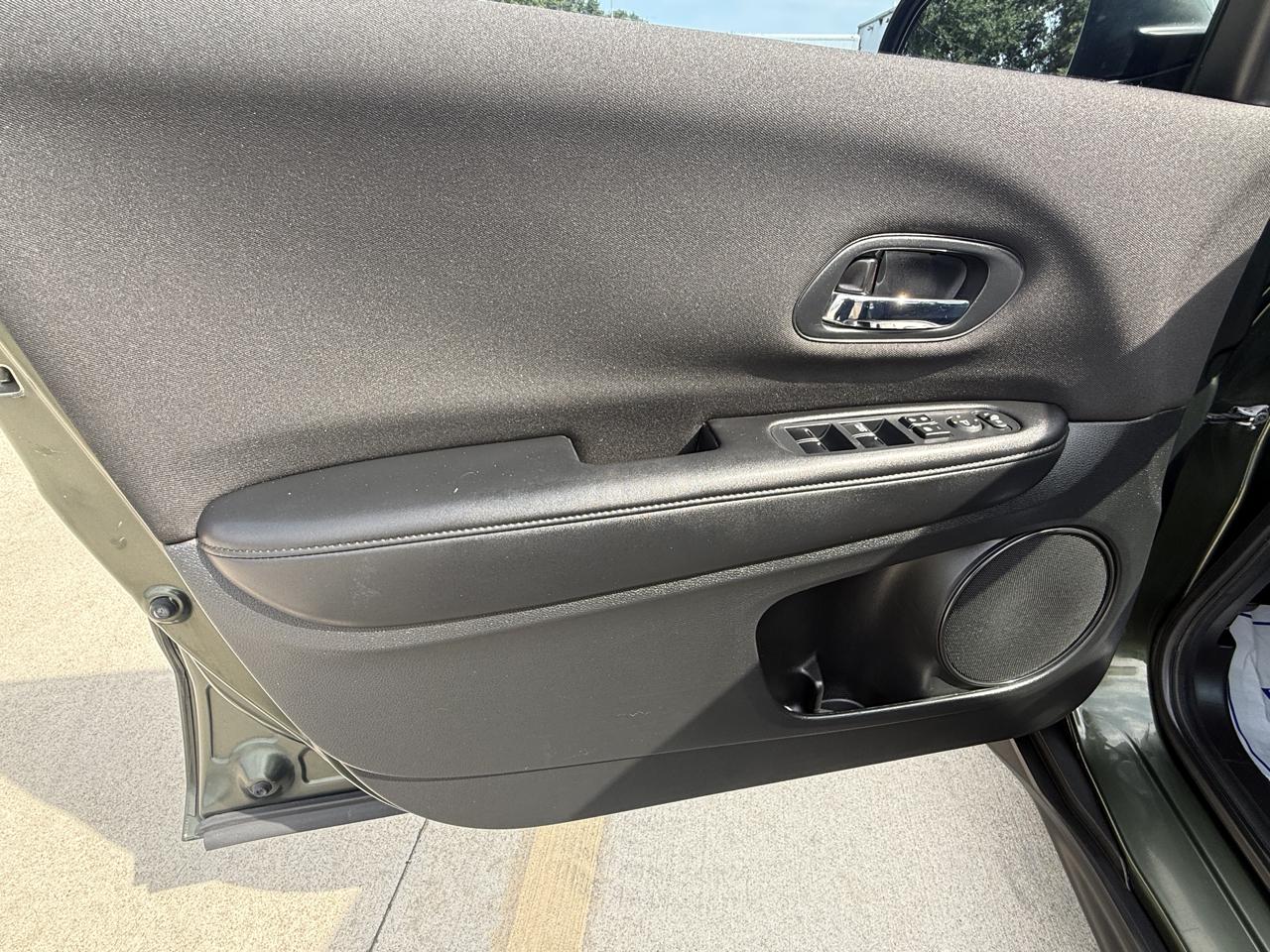 Honda HR-V LX 2WD CVT 2016