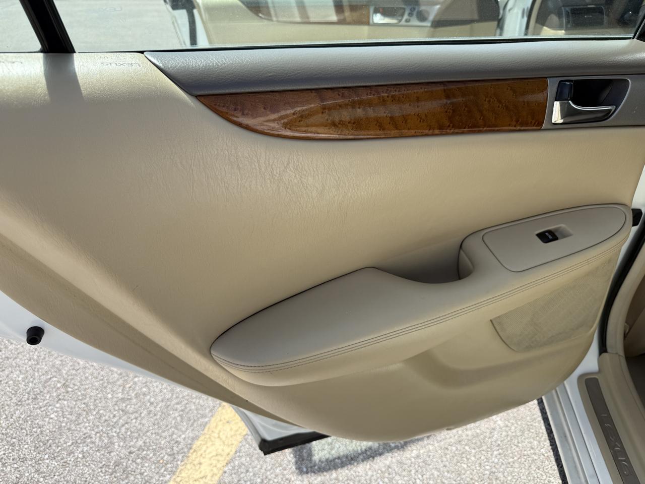 Lexus ES 330 Sedan 2005