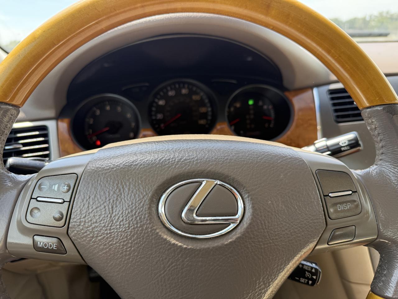 Lexus ES 330 Sedan 2005