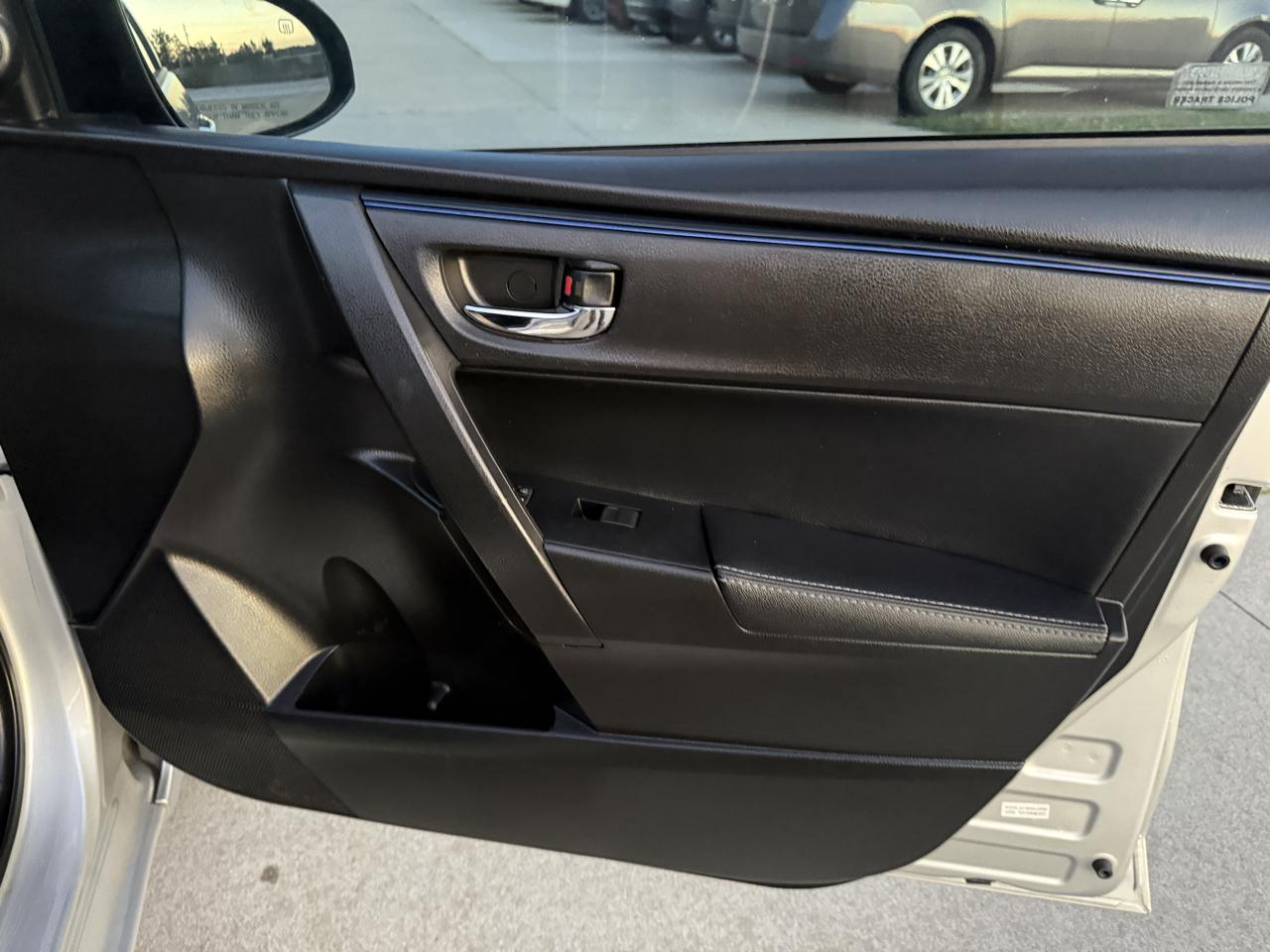 Toyota Corolla LE CVT 2017