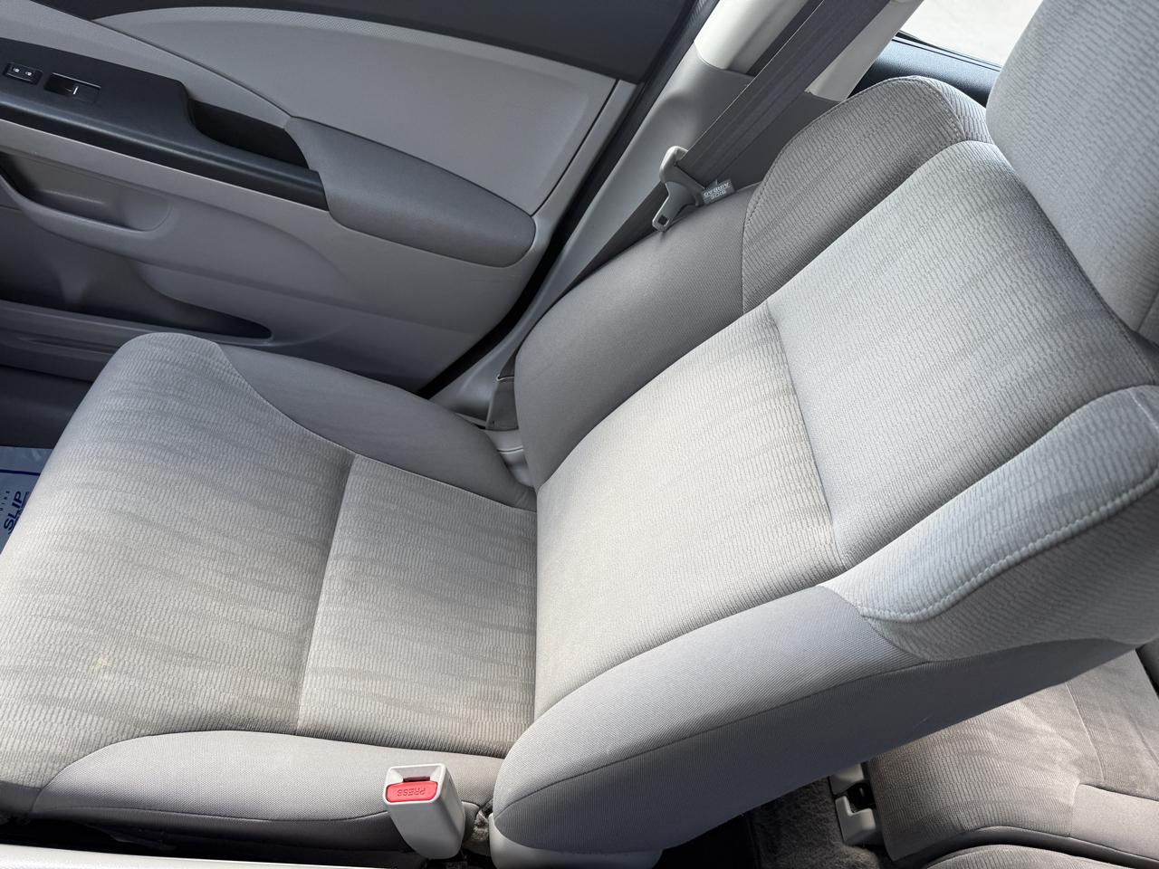 Honda CR-V LX 2WD 5-Speed AT 2012