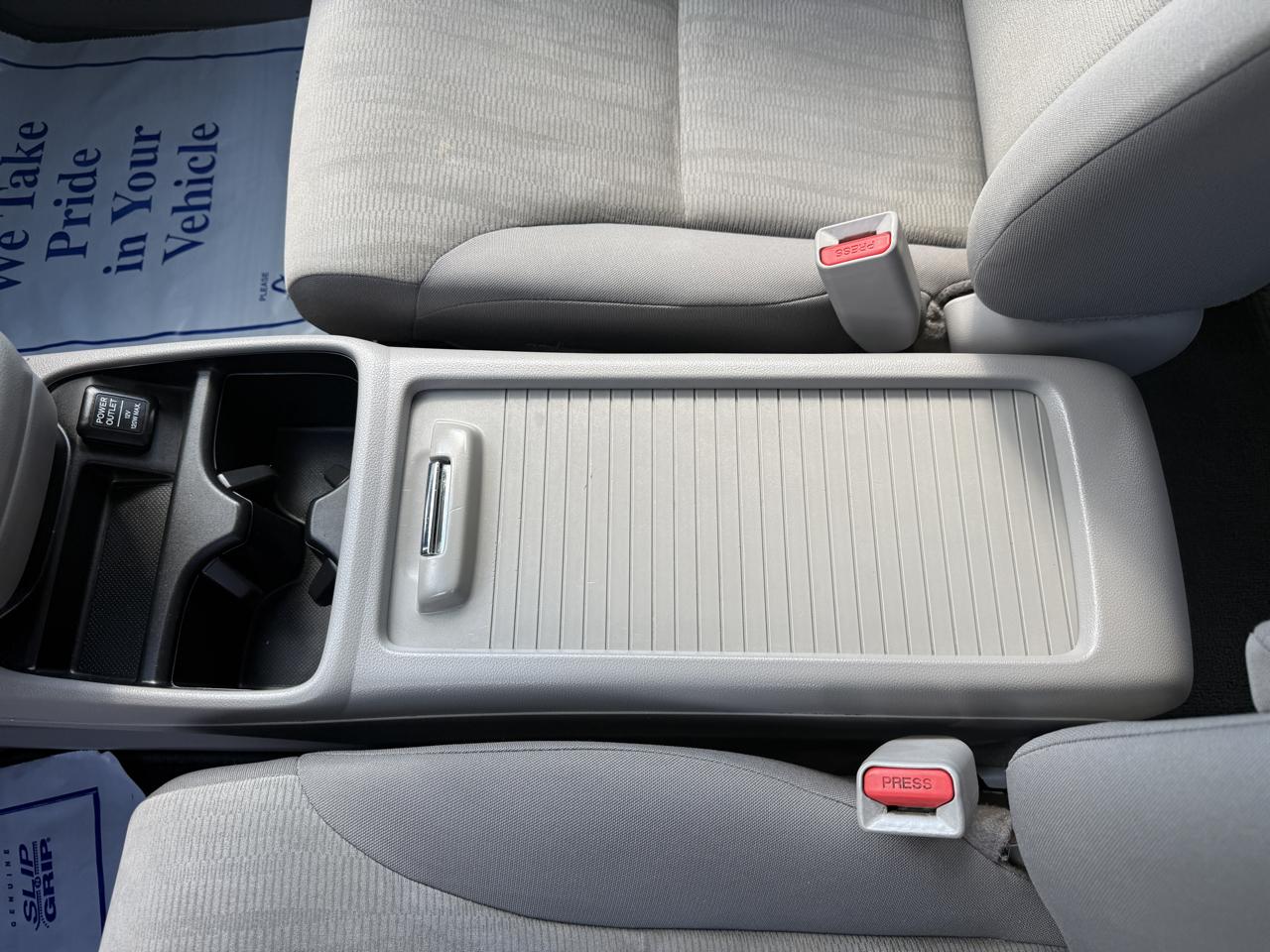 Honda CR-V LX 2WD 5-Speed AT 2012