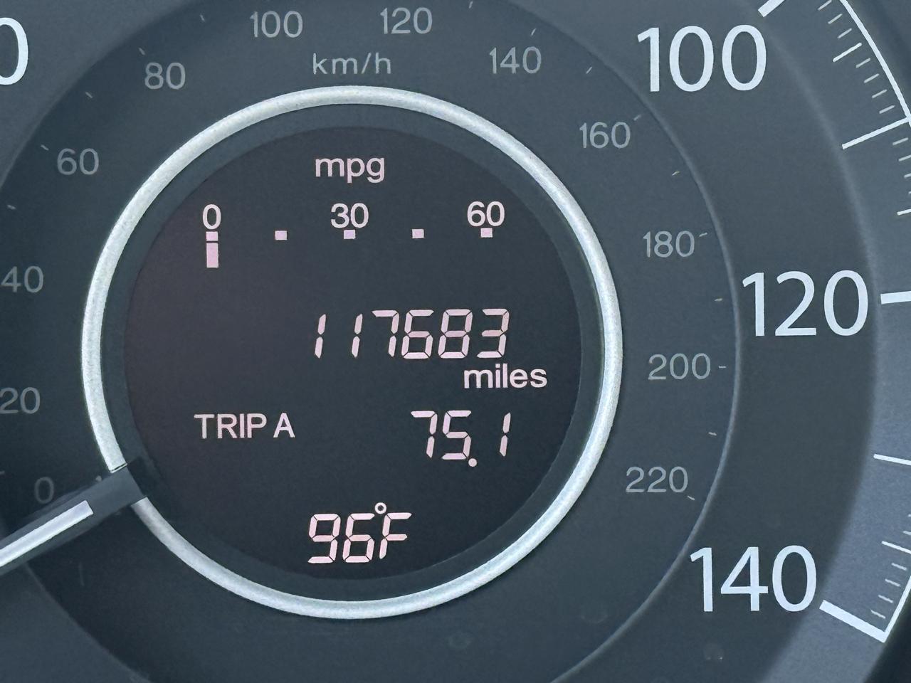 Honda CR-V LX 2WD 5-Speed AT 2012