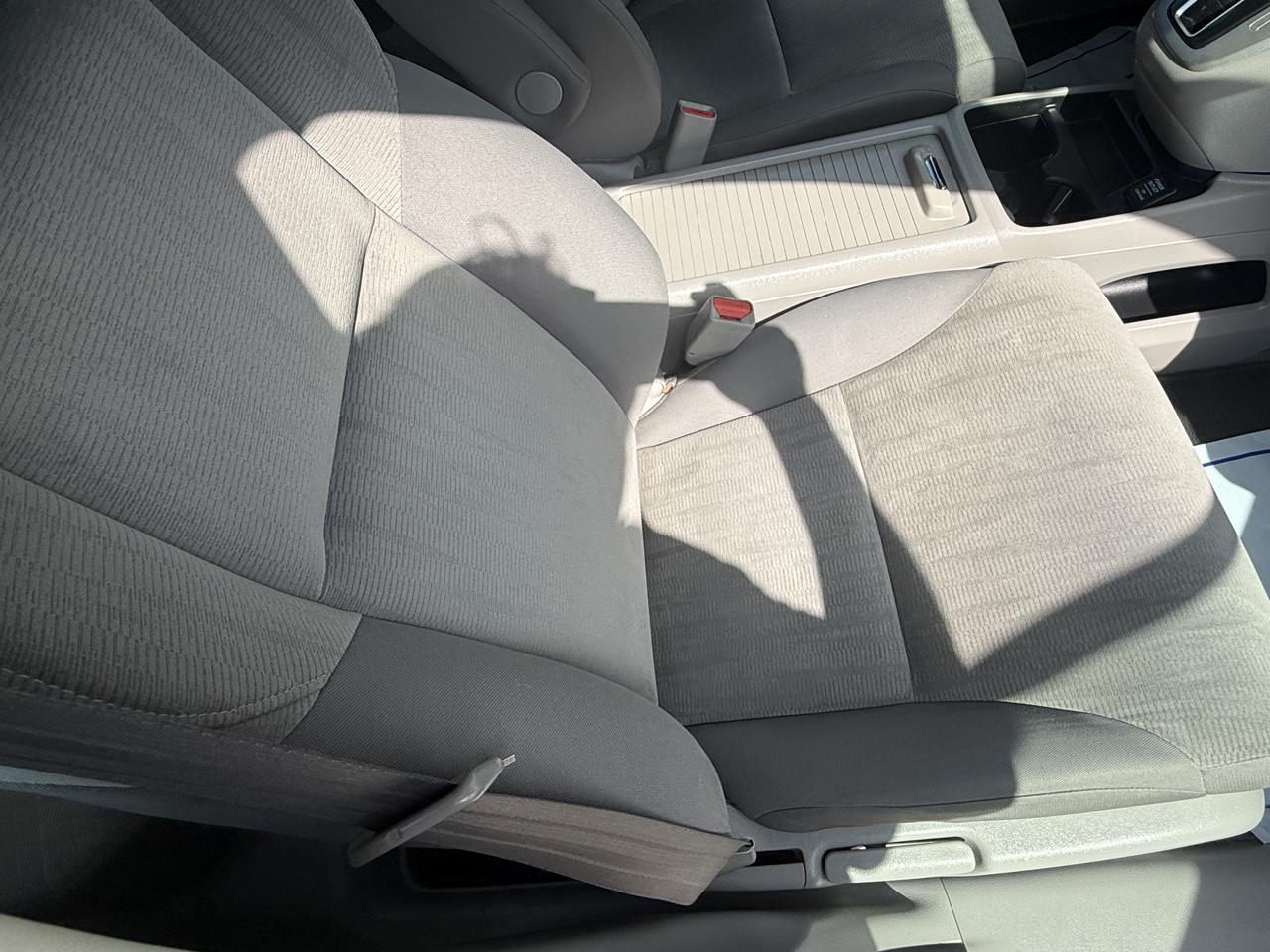Honda CR-V LX 2WD 5-Speed AT 2012