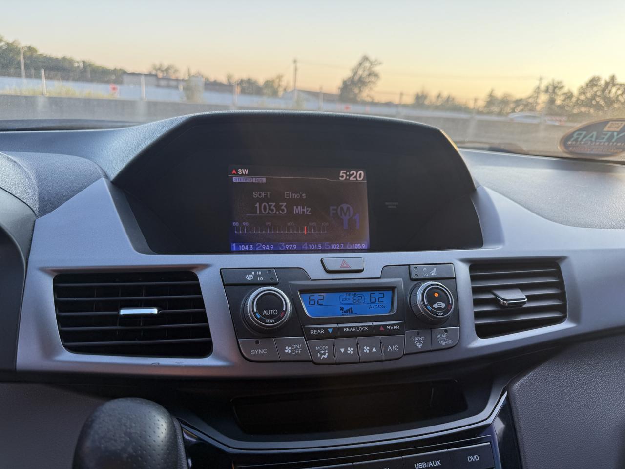 Honda Odyssey EX-L 2011