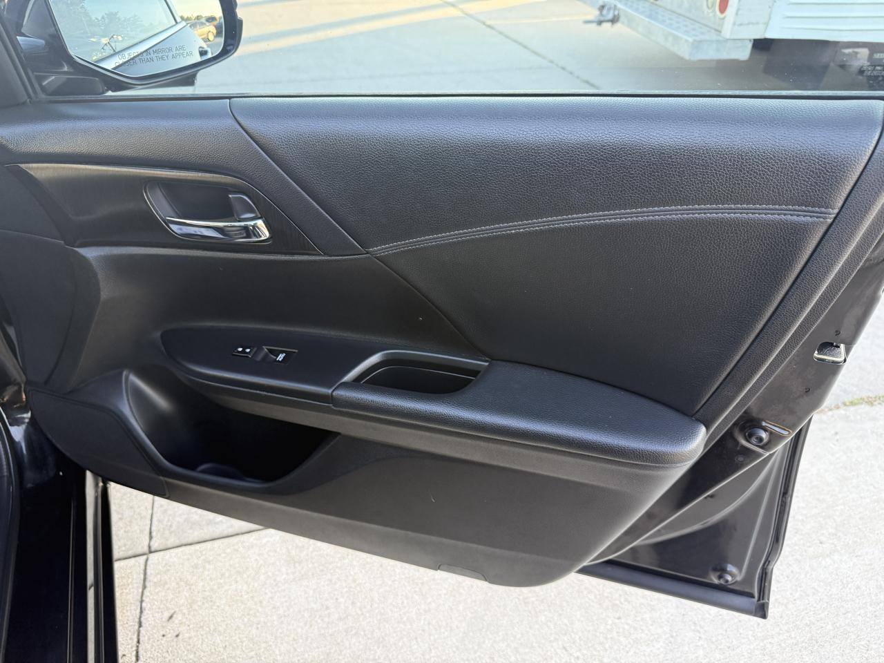 Honda Accord EX-L Sedan CVT 2013