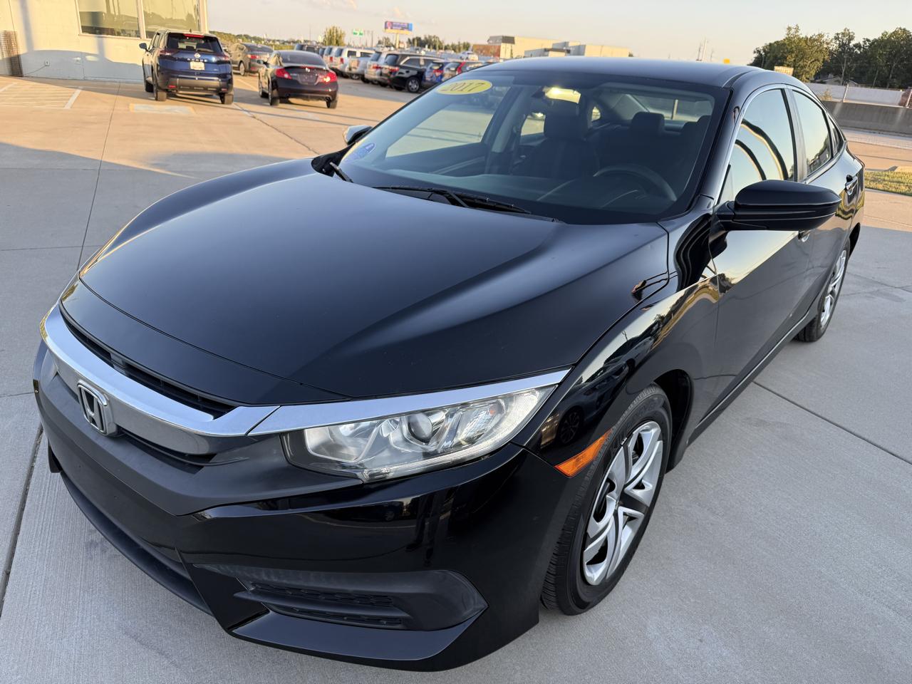 Honda Civic 4dr Sdn LX Auto 2017