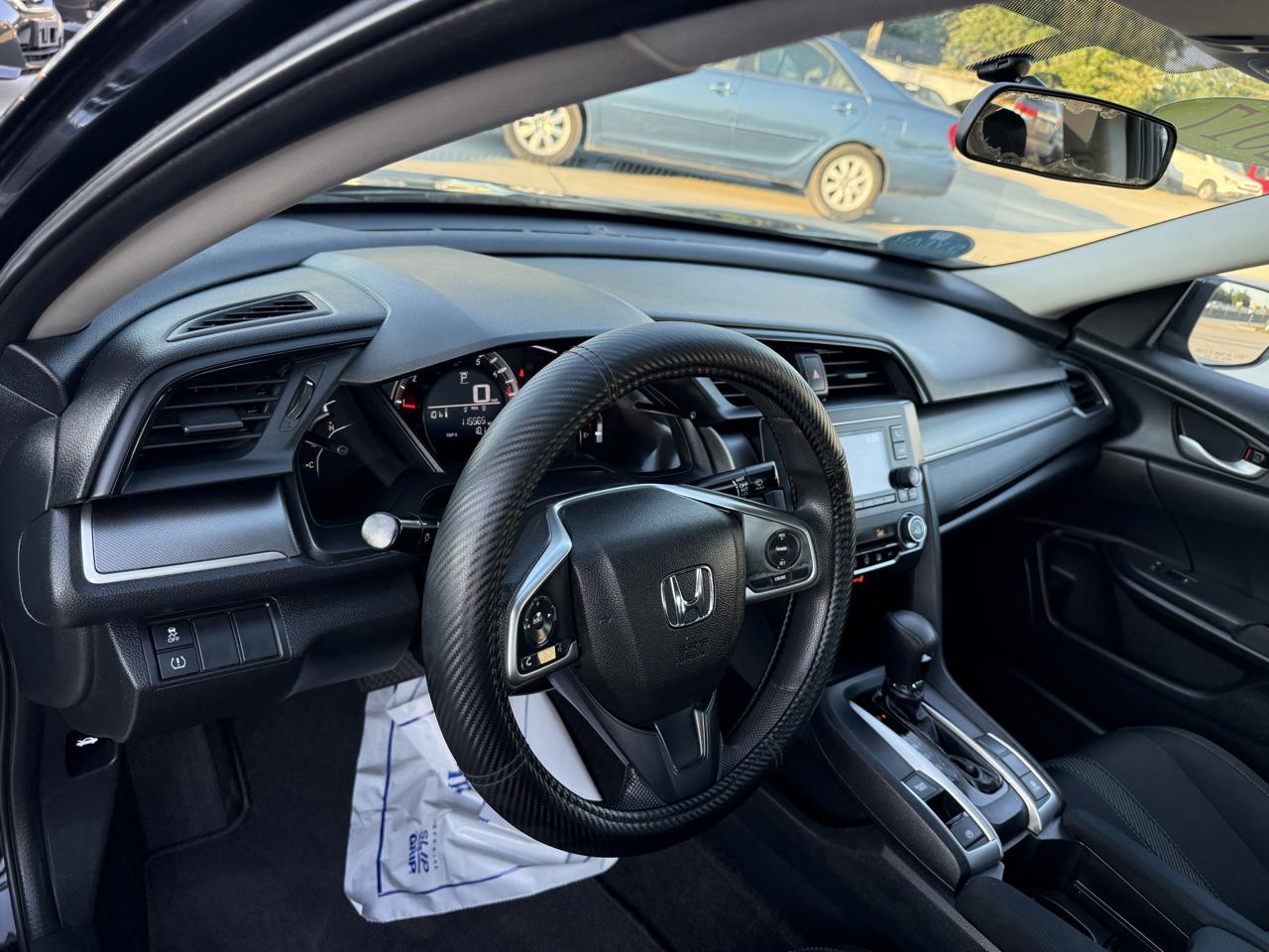 Honda Civic 4dr Sdn LX Auto 2017