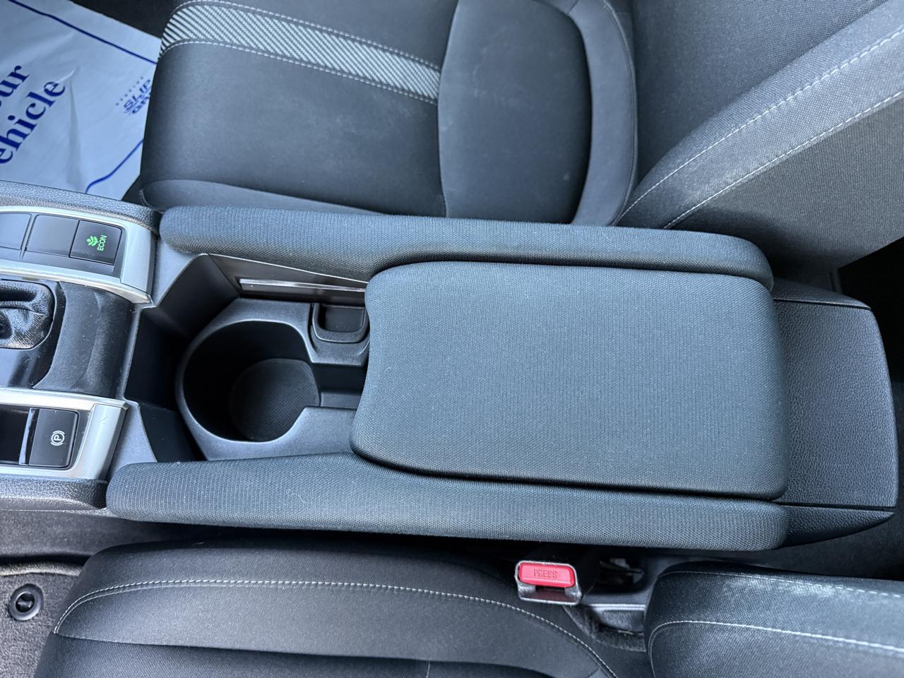Honda Civic 4dr Sdn LX Auto 2017