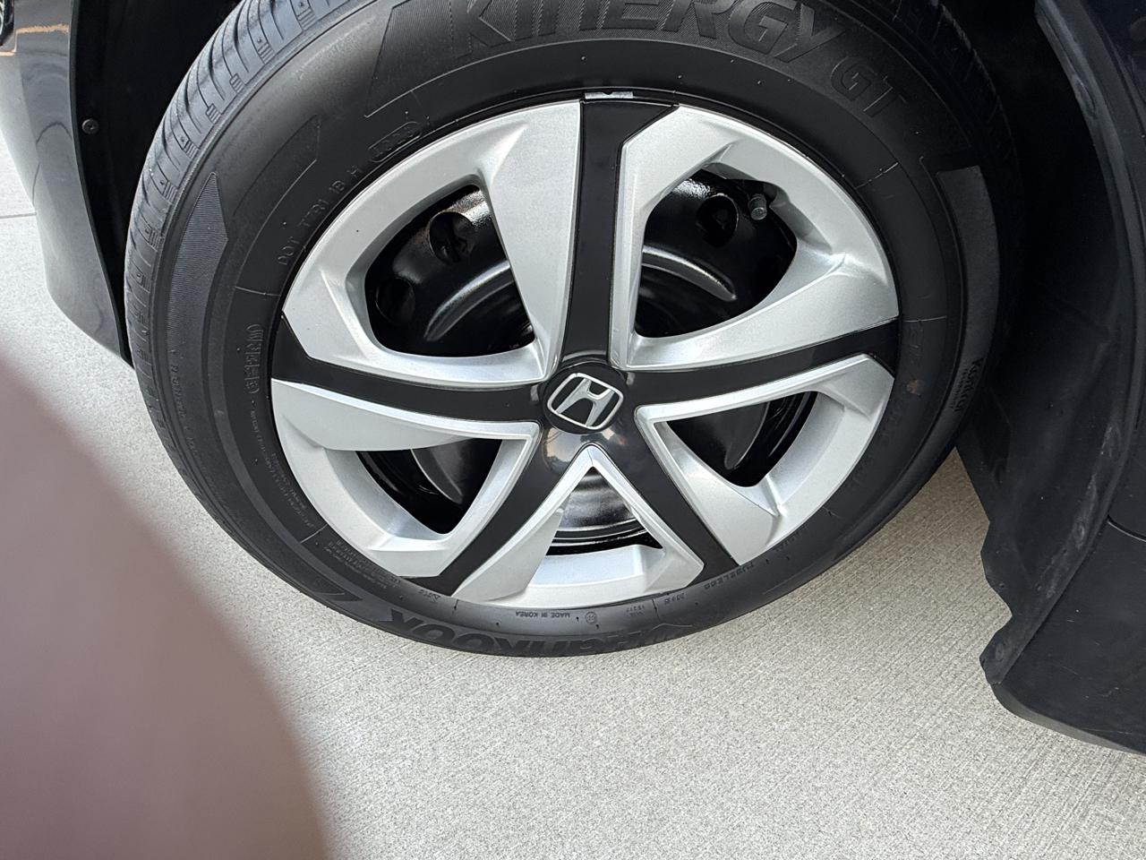 Honda Civic 4dr Sdn LX Auto 2017