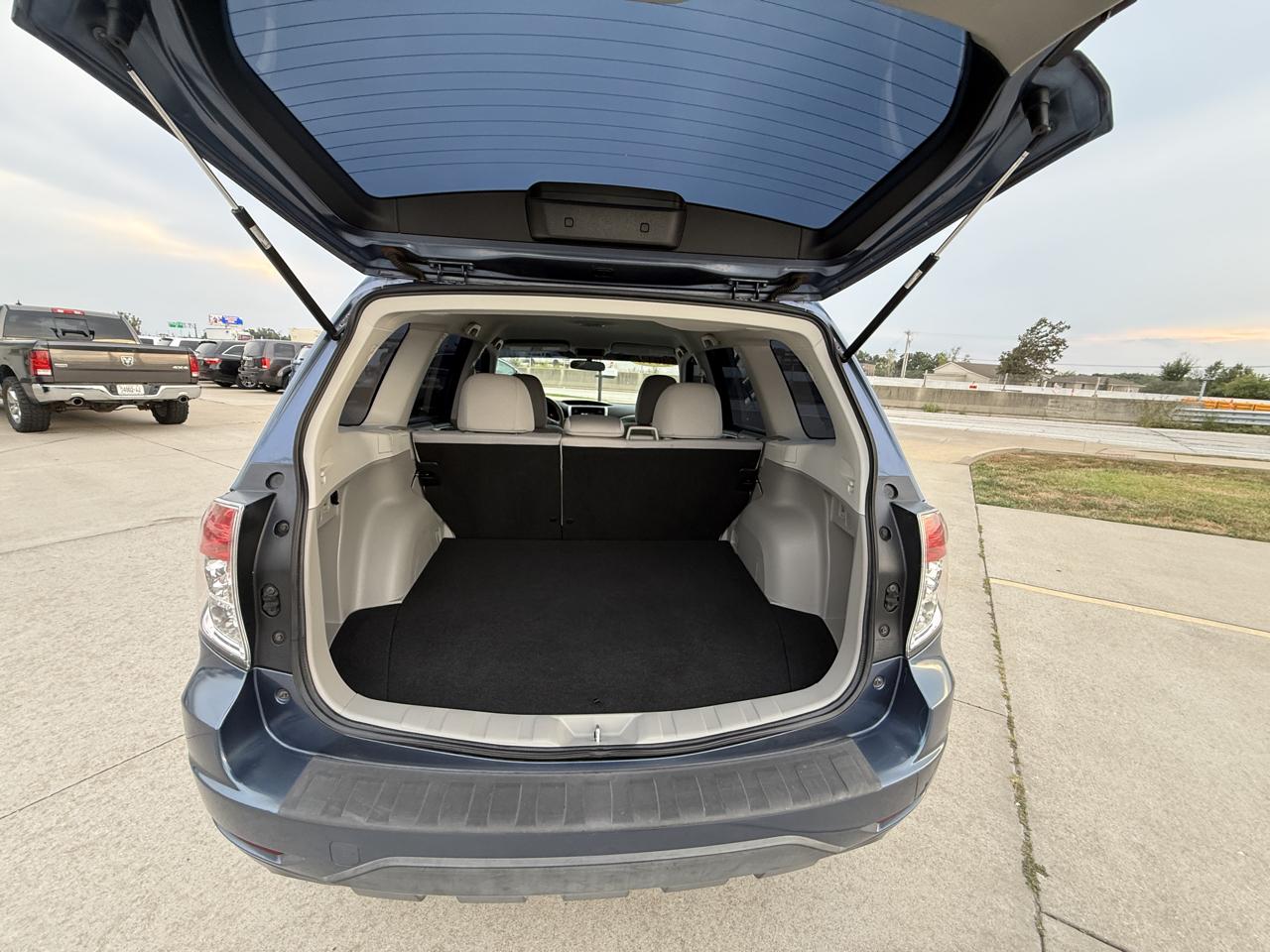 Subaru Forester 2.5X 2013