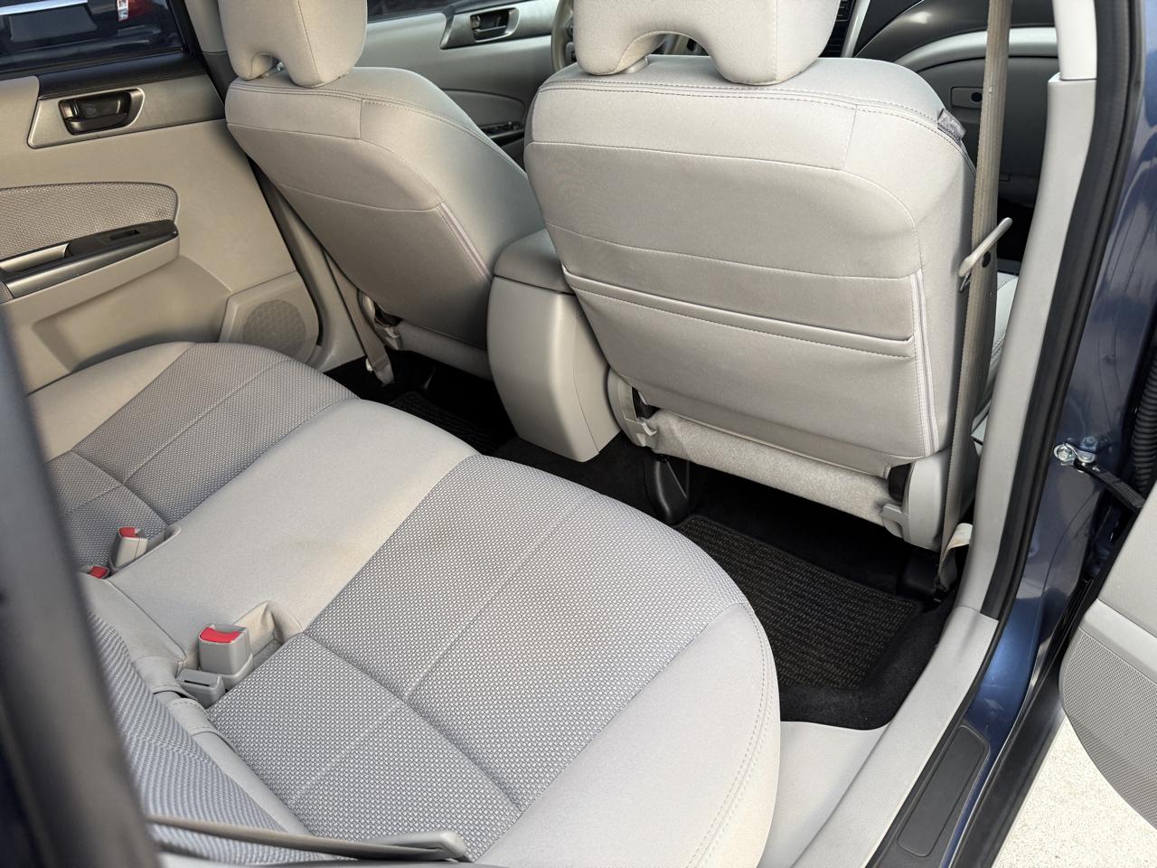 Subaru Forester 2.5X 2013