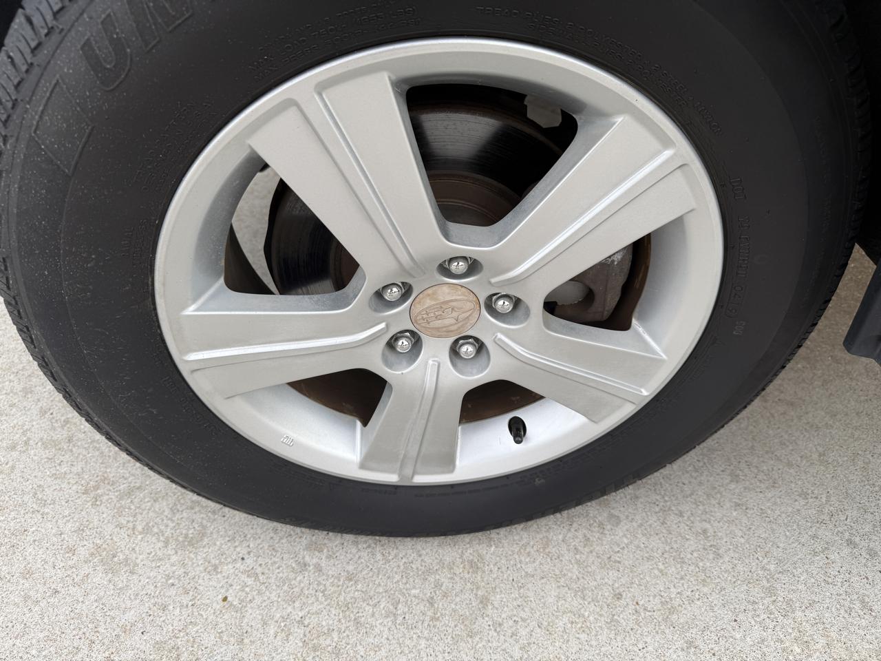Subaru Forester 2.5X 2013