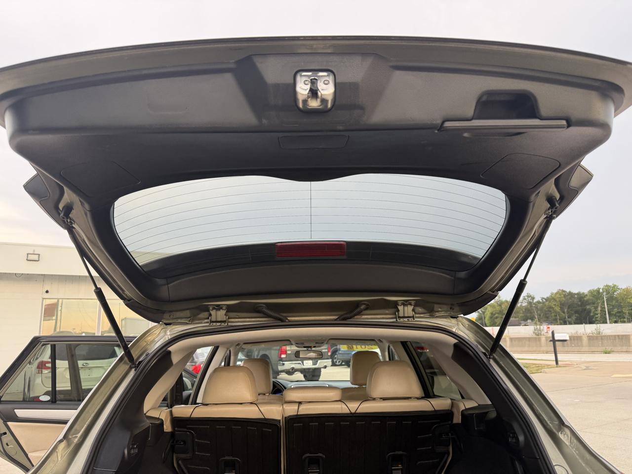 Subaru Outback 2.5i Premium 2016