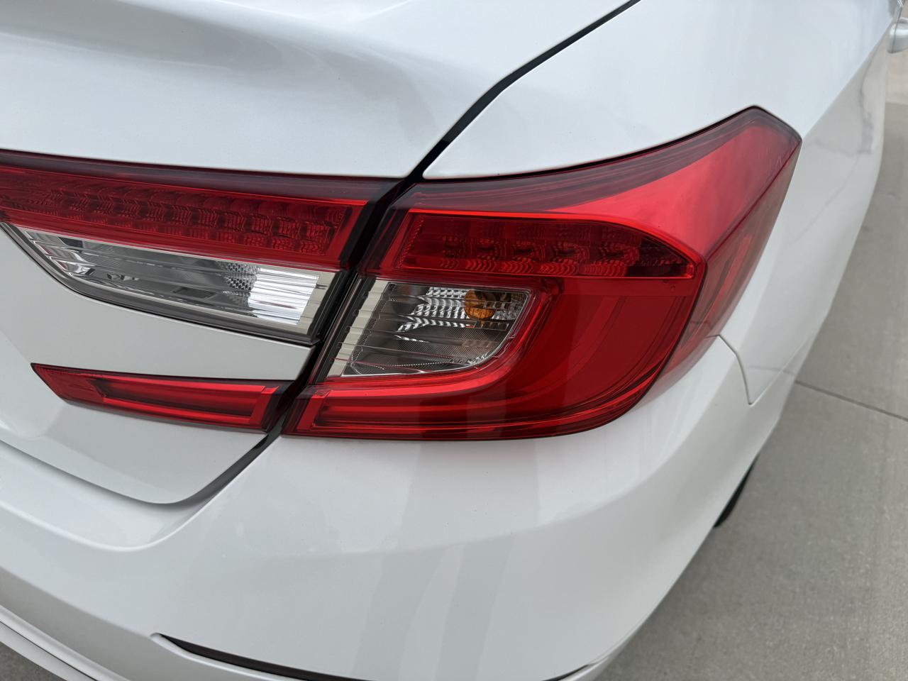 Honda Accord LX CVT 2019