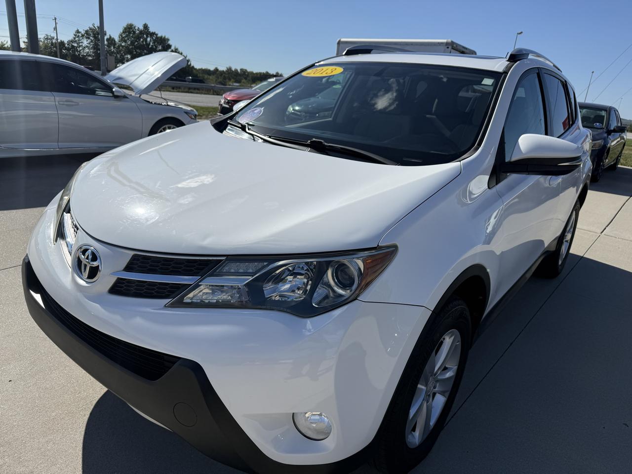 Toyota RAV4 XLE FWD 2013