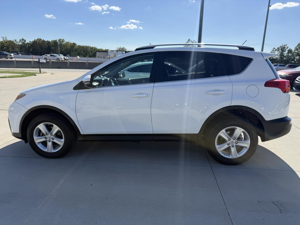 Toyota RAV4 XLE FWD 2013